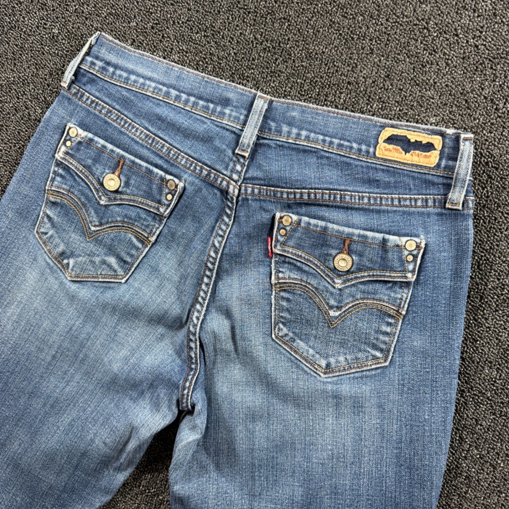 Levi's 505 Straight Leg Jeans Women's 29x30 Light Wash Faux Flap Pocket Denim